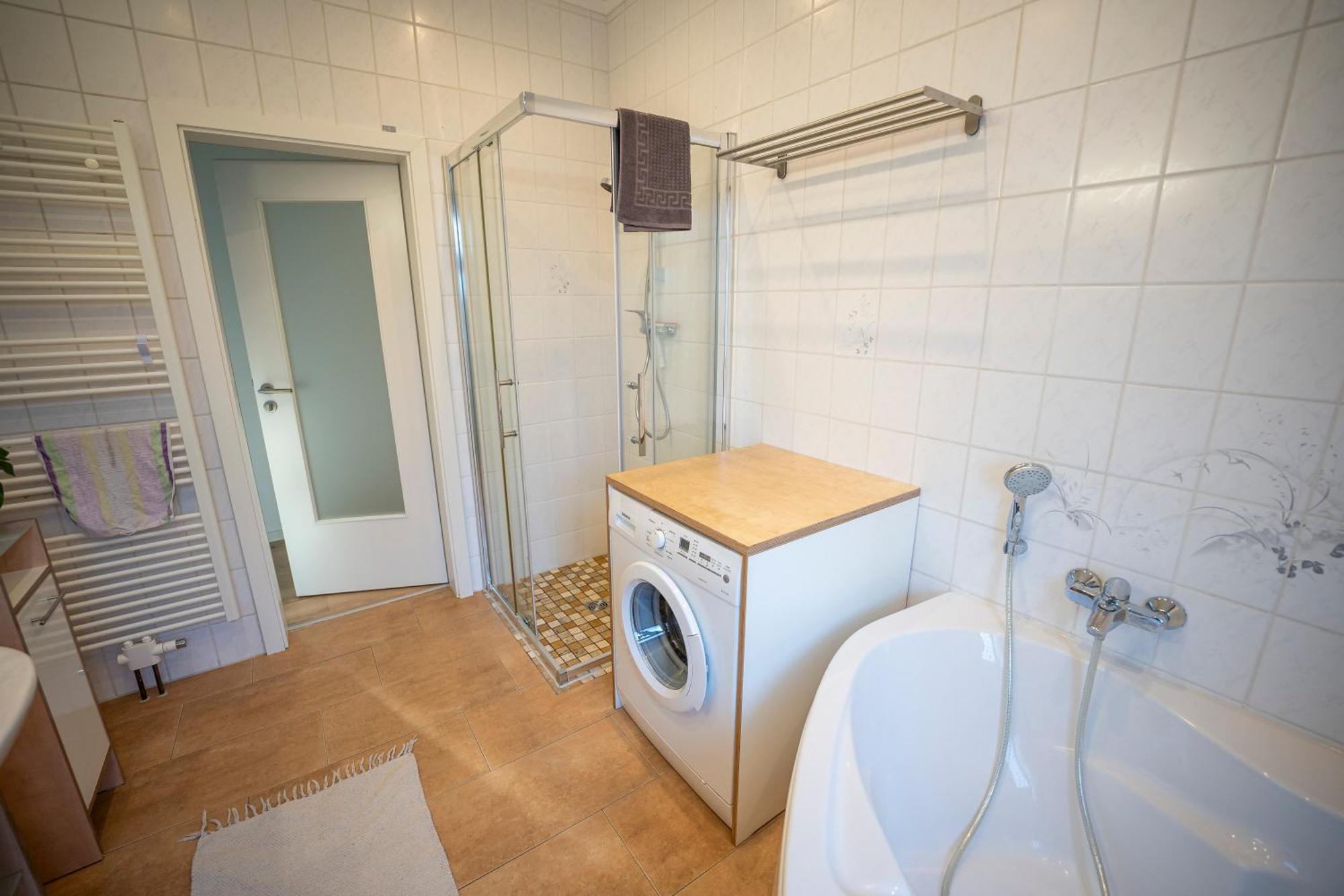 Апартаменты Haus Unterm Mammutbaum - Elberadweg Магдебург Экстерьер фото